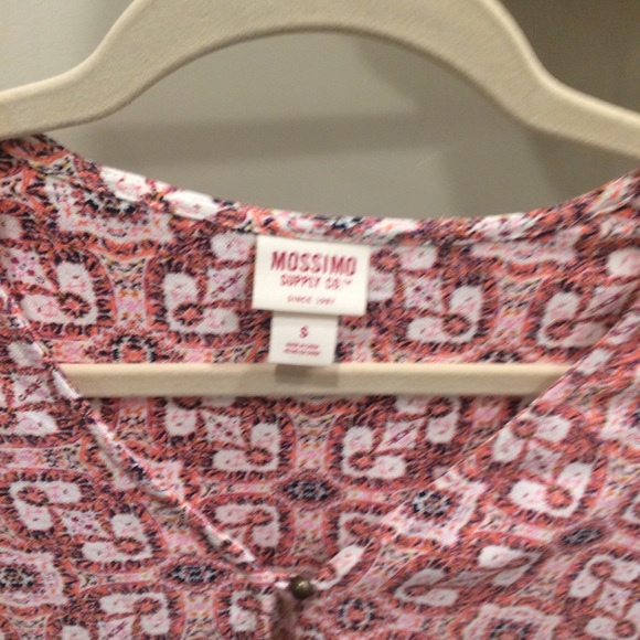 Pattern Button Up Top - Picture 7 of 8